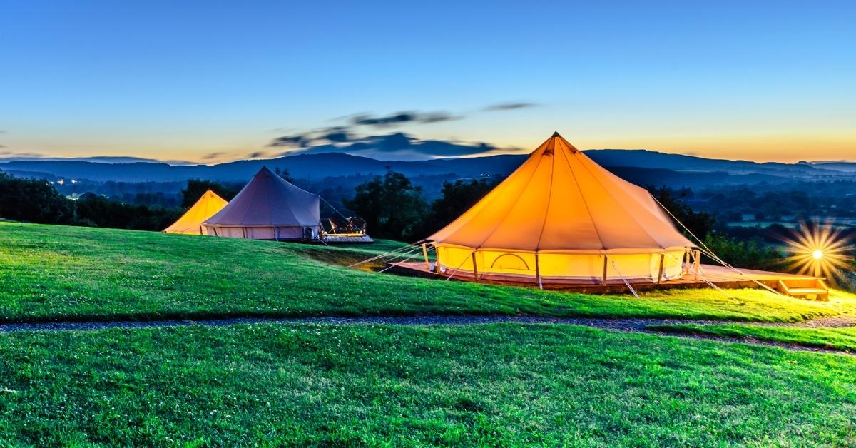 glamping locations in romania